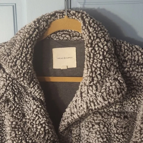 Thread & Supply Sherpa Jacket - Picture 2 of 8